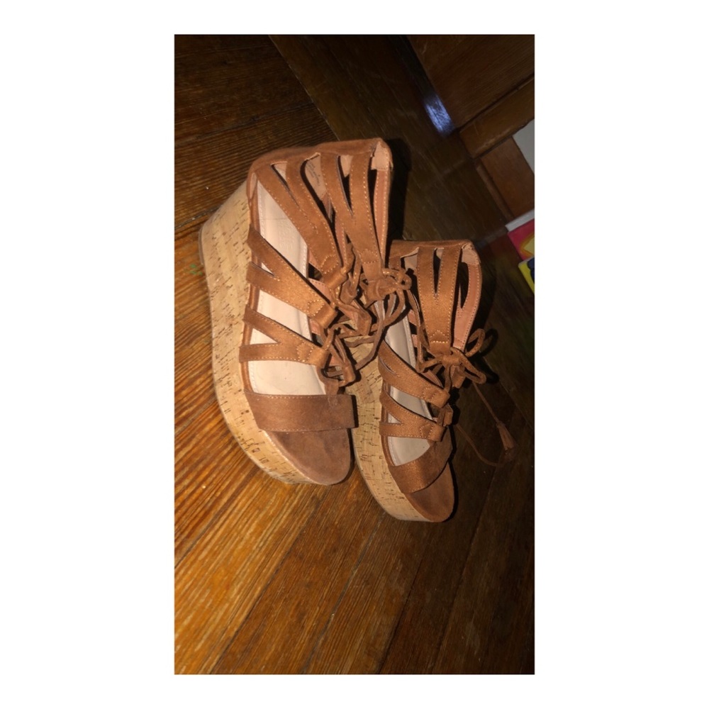 Brown wedges